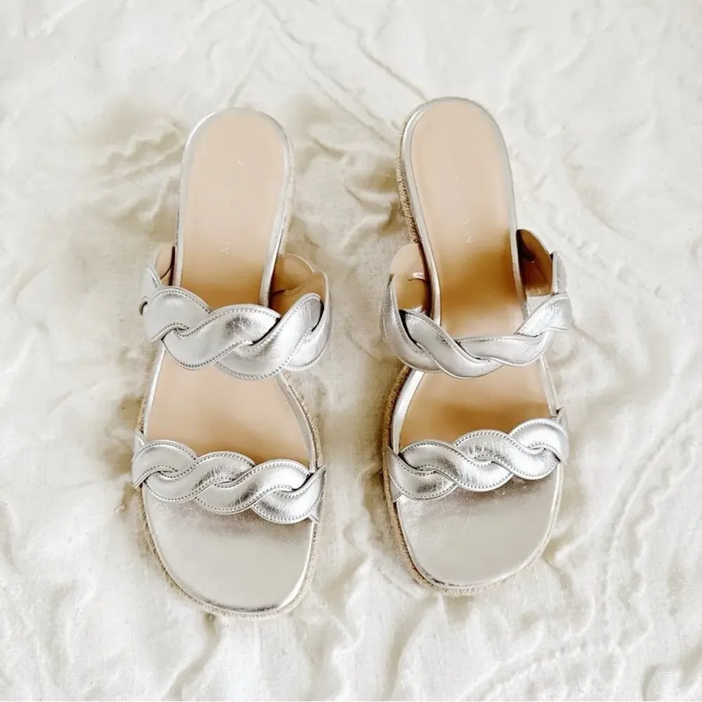 Stuart Weitzman Twist Espadrille
Wedge Sandal Size 8.5 - Picture 4 of 11